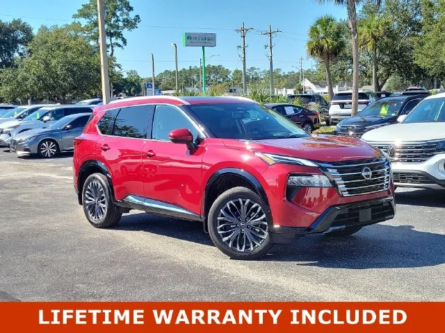 Used 2025 Red Nissan Platinum image 1