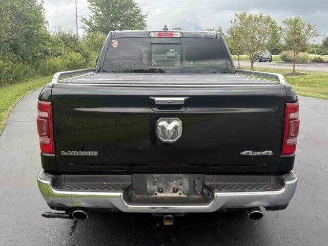 Used 2020 Diamond Black Crystal Pearlcoat Ram Laramie image 12
