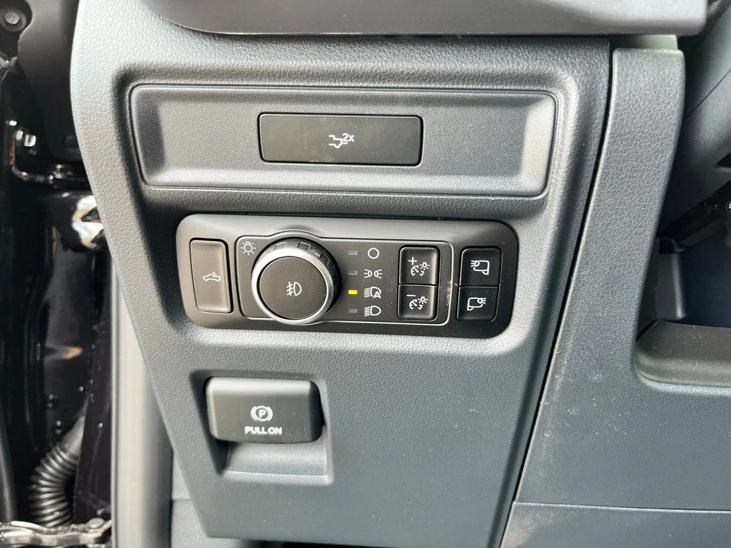 New 2026 Black Ford XLT image 17