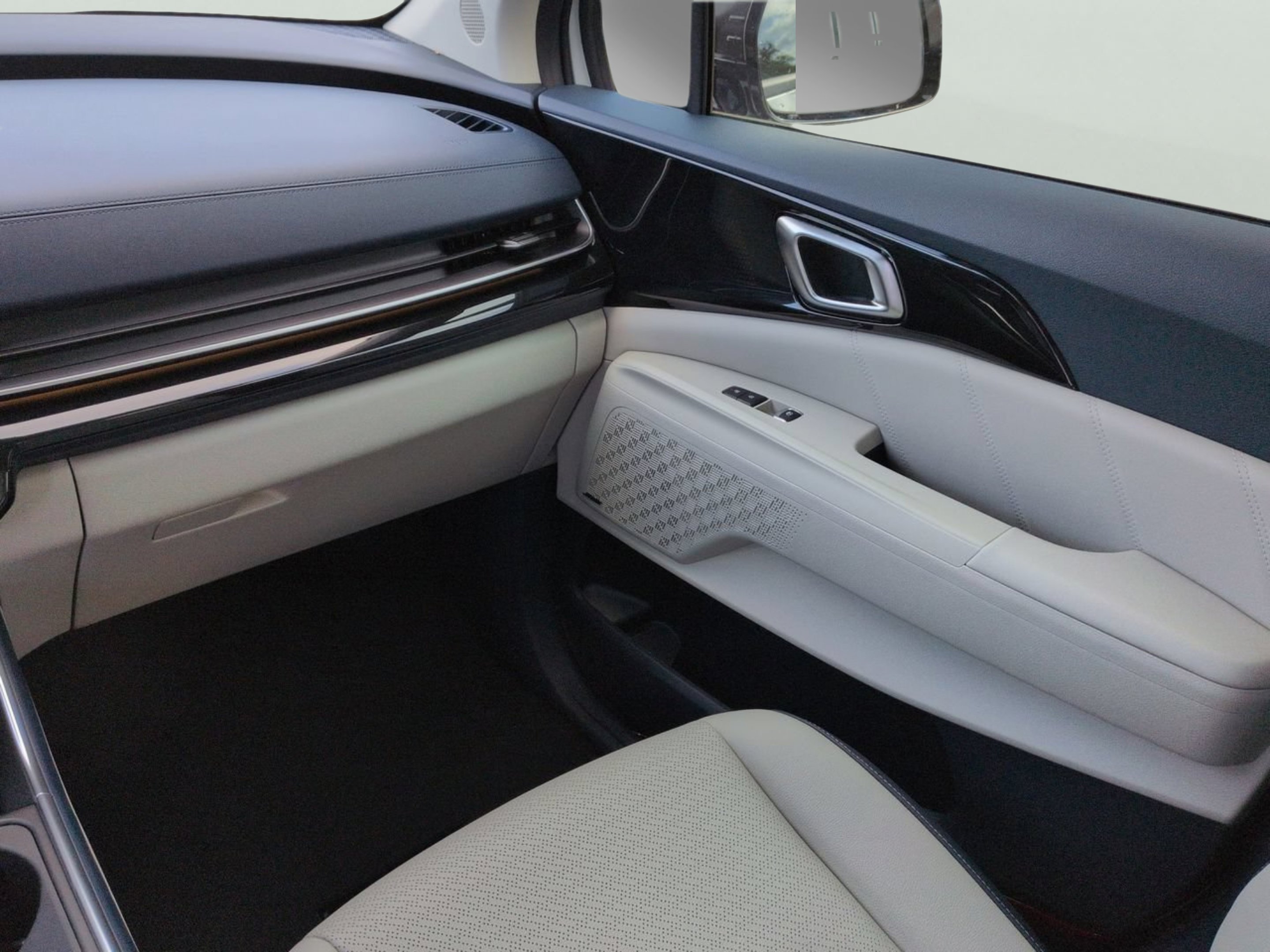 New 2026 Ivory Silver Kia SX Prestige image 20
