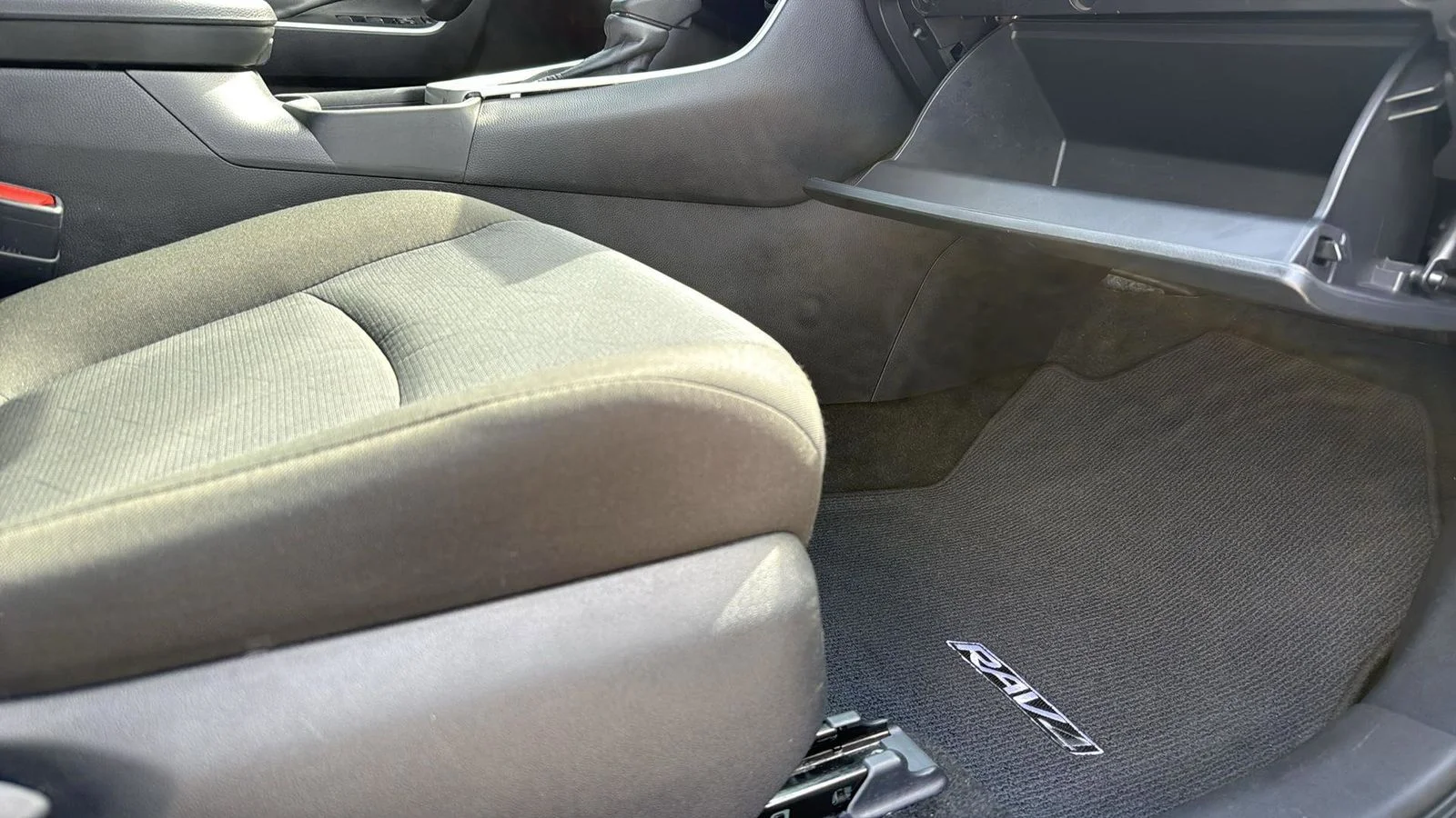 Used 2025 Gray Toyota XLE image 25