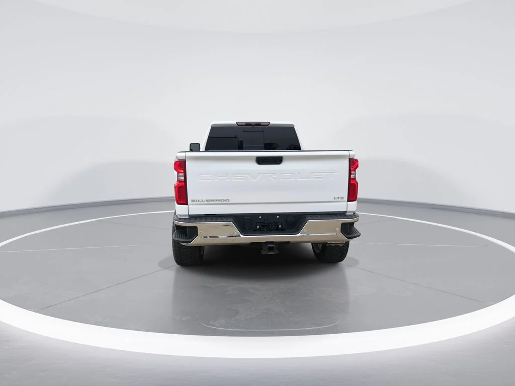 Used 2024 White Chevrolet LTZ image 7