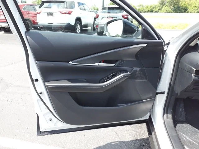 Used 2025 White Mazda 2.5 S Select Sport image 11