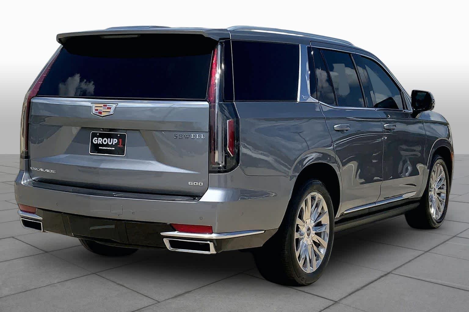 Used 2022 Satin Steel Metallic Cadillac Premium Luxury image 13