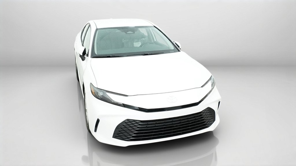 New 2026 Ice Cap Toyota LE image 4