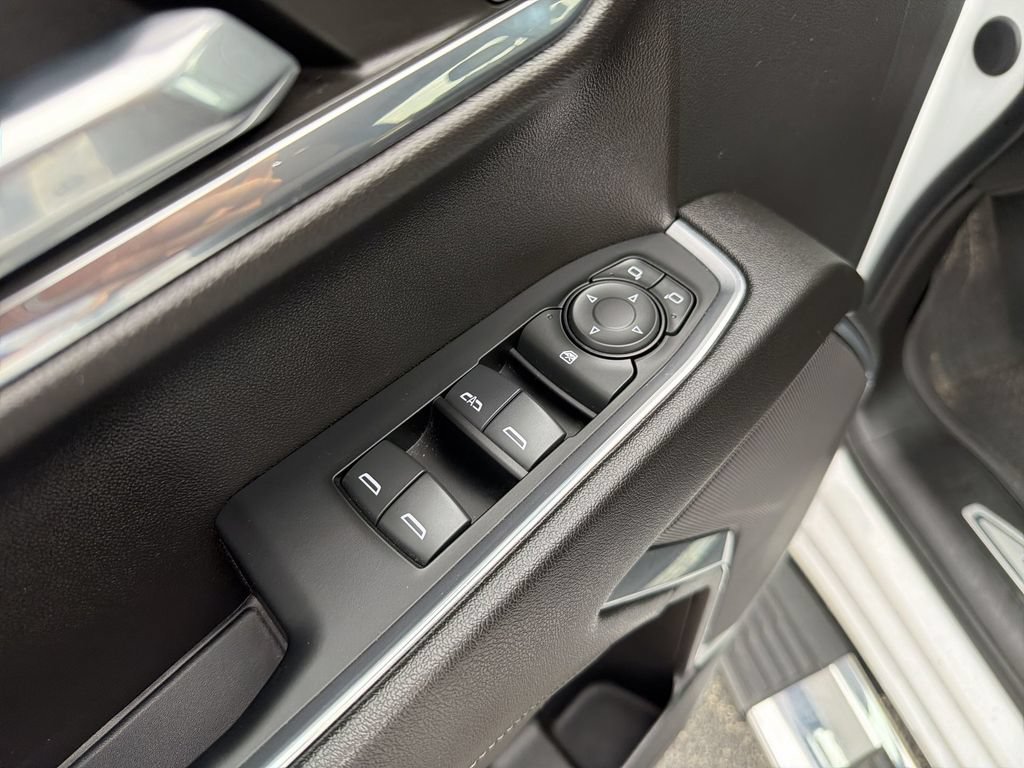 2024 Chevrolet Silverado 1500 LT - Photo 18