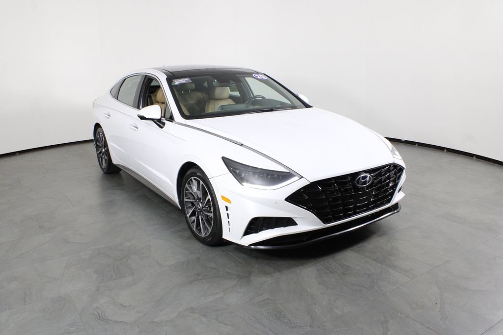 Certified Used 2020 Gray Hyundai Limited image 4