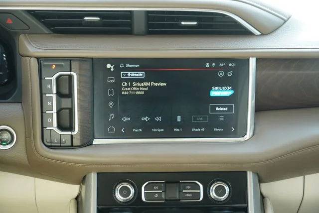 Used 2023 White GMC Denali image 13