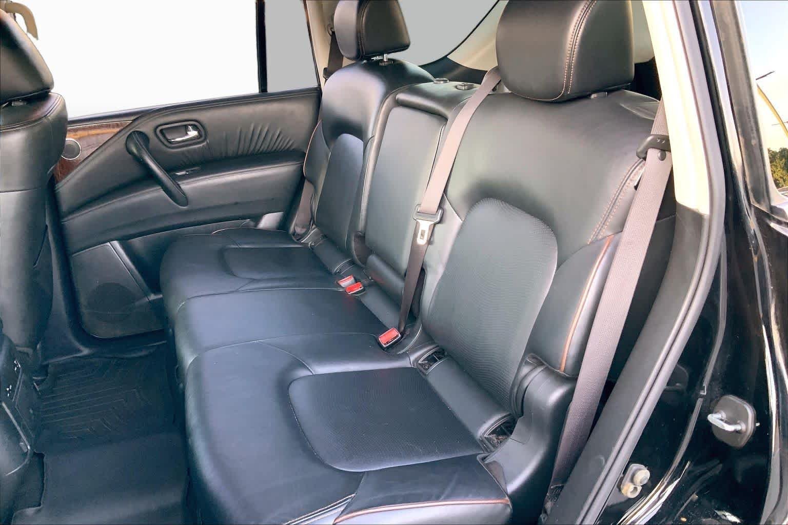 Used 2019 Super Black Nissan SL image 19