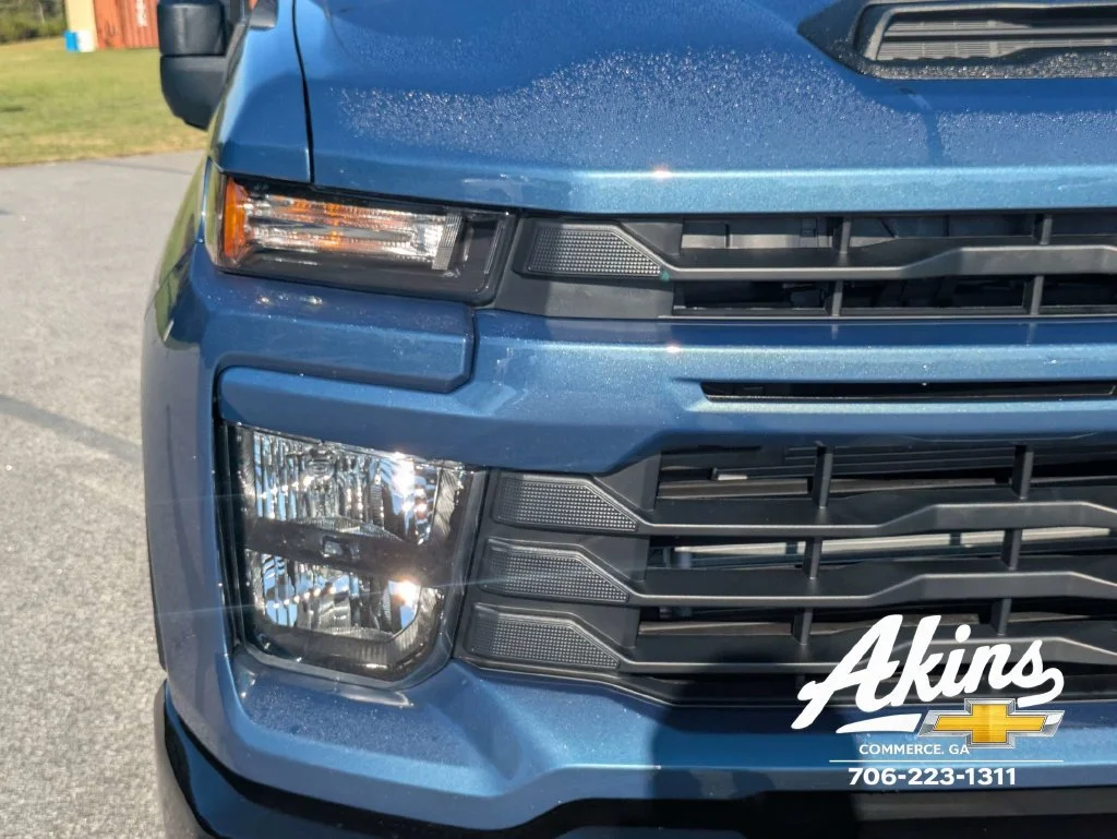 2026 Chevrolet Silverado 2500 HD Custom - Photo 10