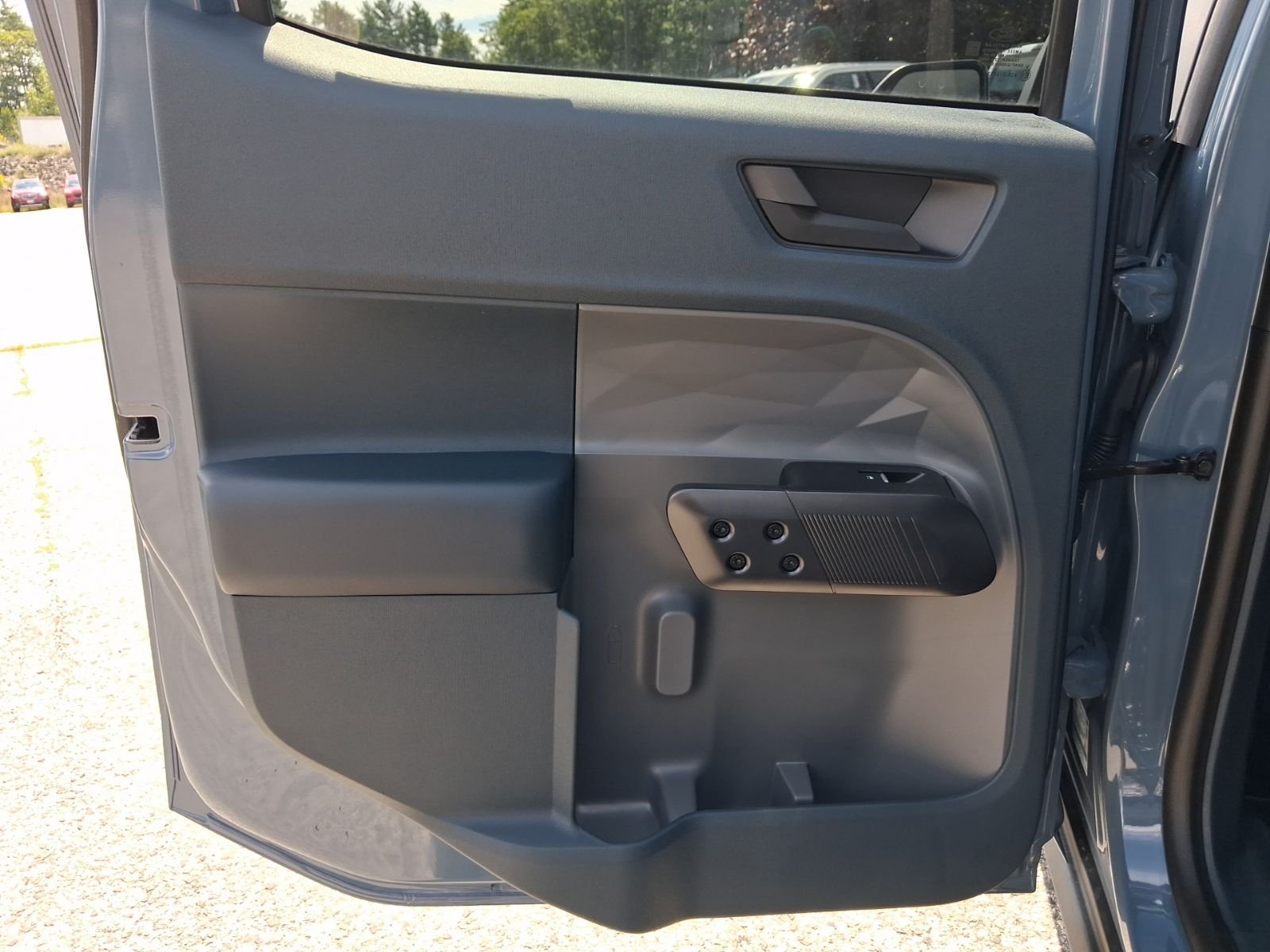 New 2026 Azure Gray Metallic Tri-Coat Ford XLT image 10