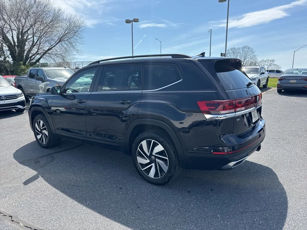 2026 Volkswagen Atlas SE w/Tech - Photo 12