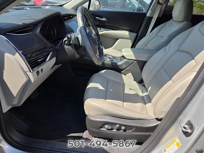 Used 2019 Radiant Silver Metallic CADILLAC PREMIUM LUXURY image 7