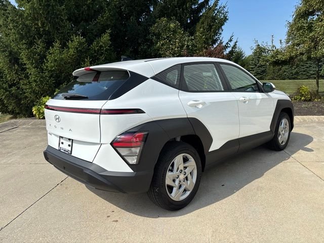 New 2027 Atlas White Hyundai SE image 6