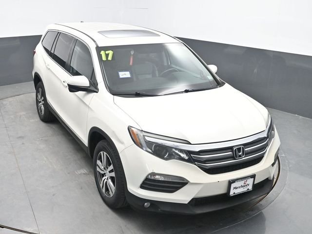 Used 2017 White Honda EX-L image 18