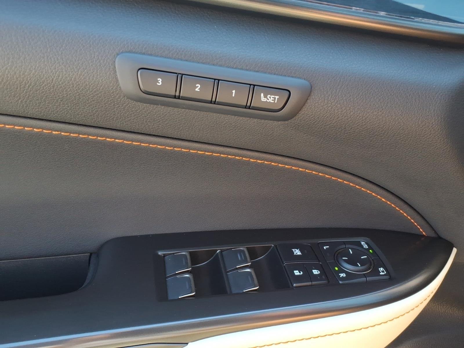 Used 2022 Atomic Silver Lexus NX 350h Premium image 17