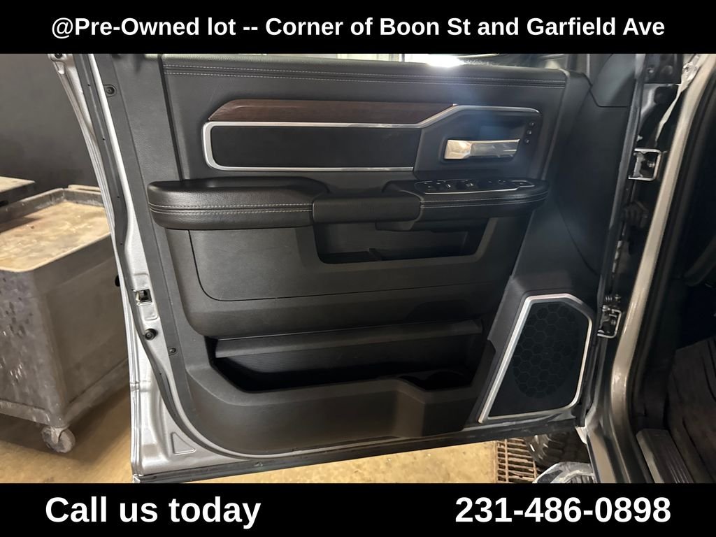 Used 2022 Silver Ram Laramie image 15