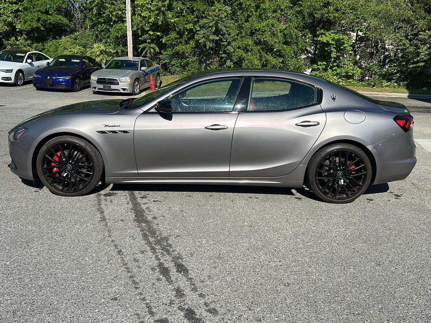 Used 2022 Grigio Metallic Maserati Modena image 2