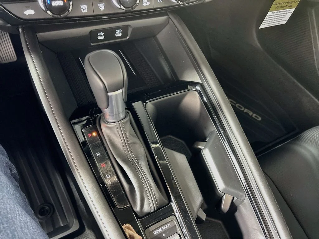 New 2026 Canyon River Blue Metallic Honda Touring image 18