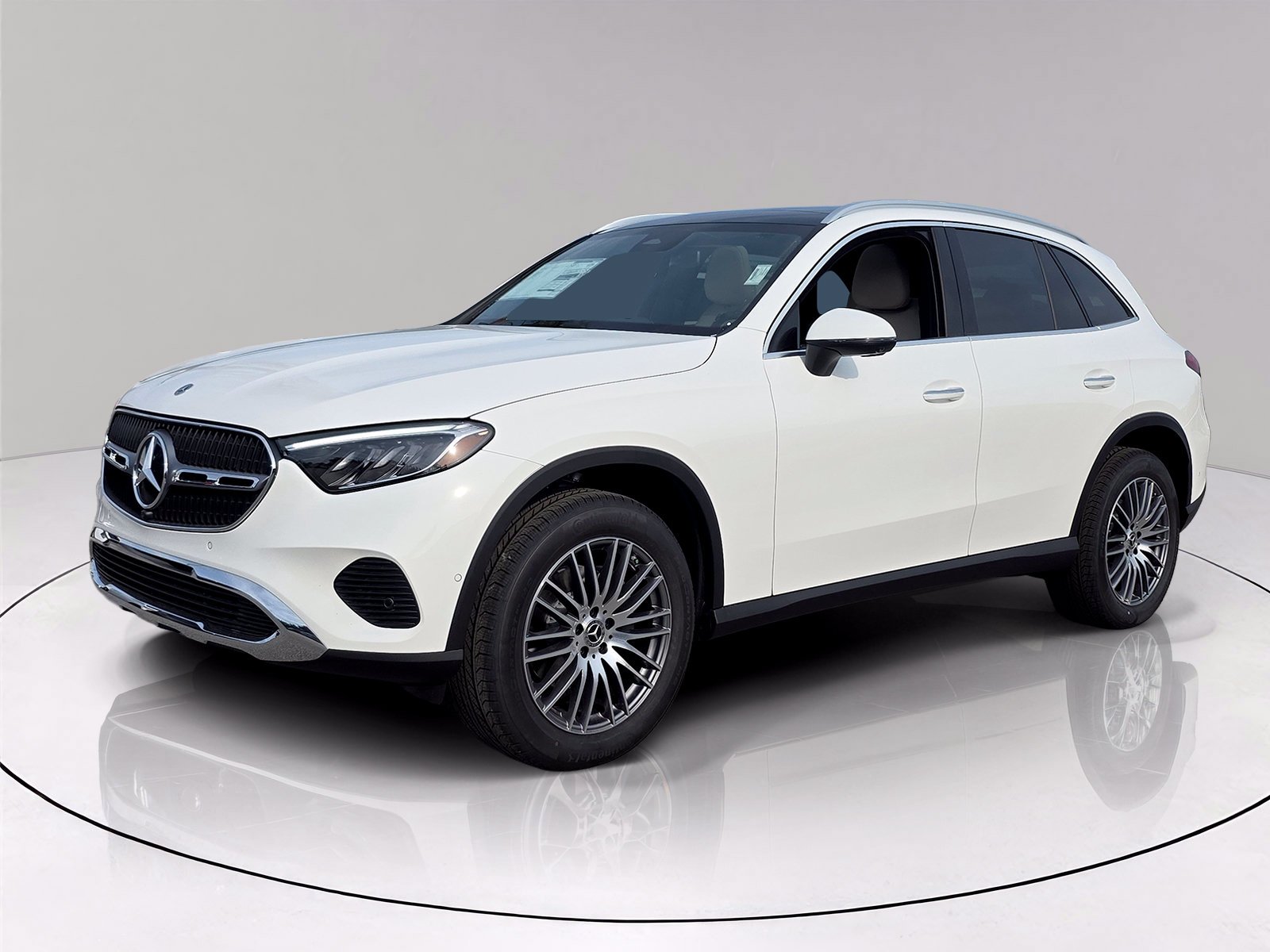 New 2026 Polar White Mercedes-Benz GLC 300 image 3