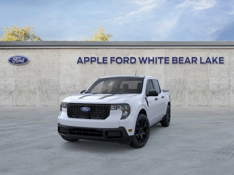 New 2026 White Ford XLT image 2