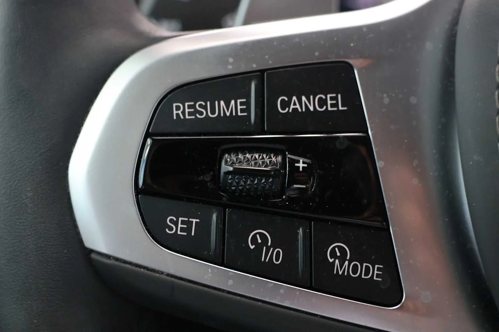 Certified Used 2026 Mineral White Metallic BMW xDrive40i image 21