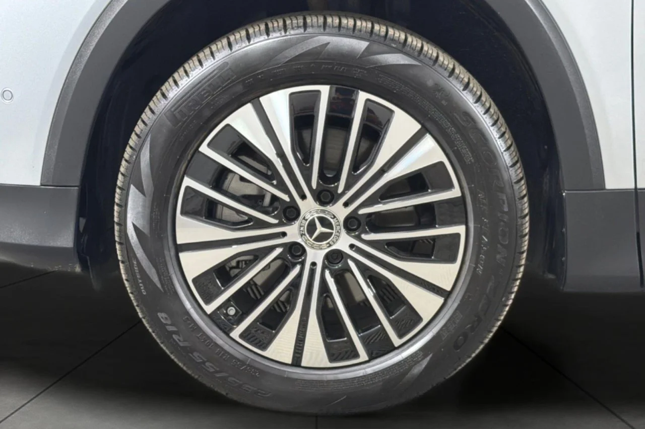 Certified Used 2025 Cirrus Silver Metallic Mercedes-Benz EQB 300 image 26