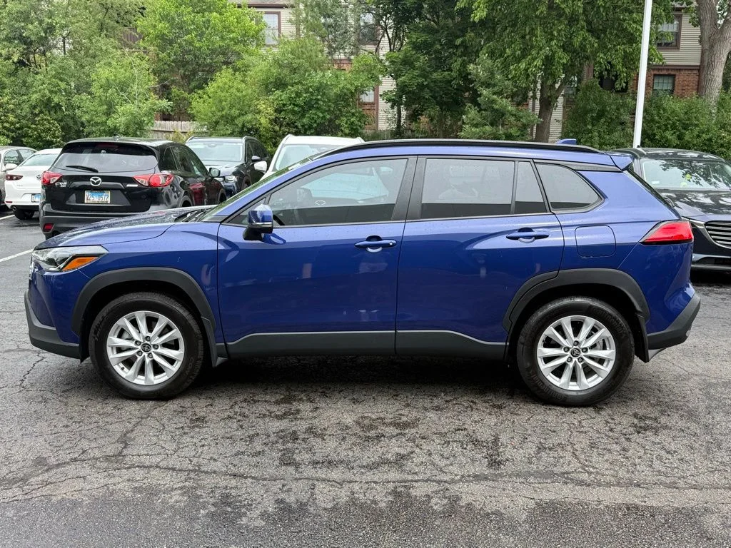 Used 2022 Blue Toyota LE image 4