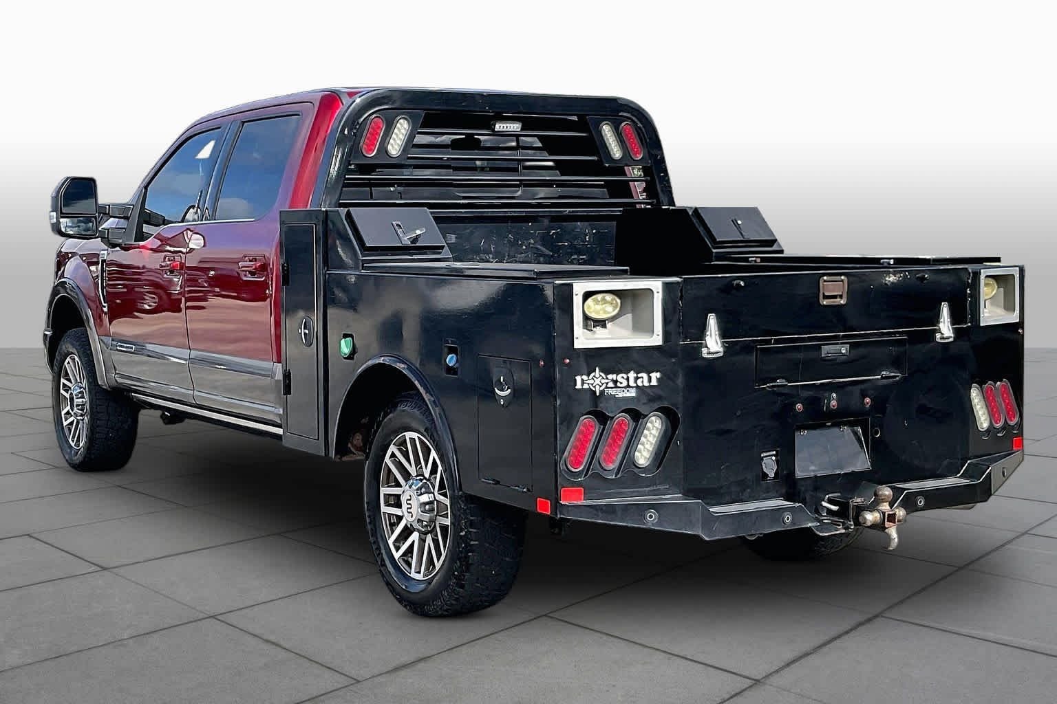 Used 2019 Ruby Red Metallic Tinted Clearcoat/Stone Gray Ford King Ranch image 12