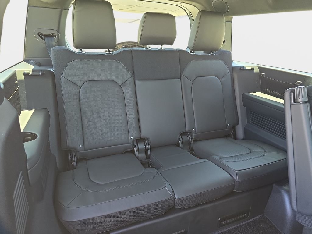 New 2026 Carpathian Grey Land Rover V8 image 13
