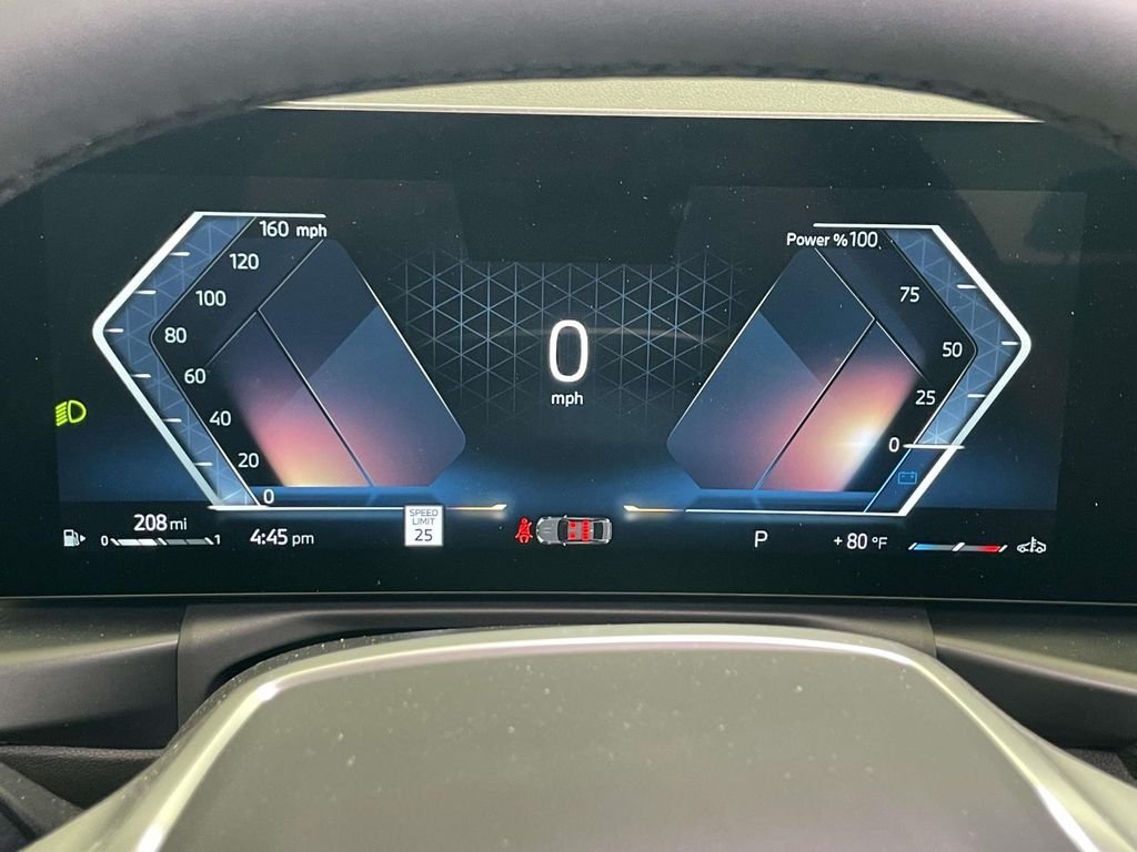 2025 BMW 3 Series 330i - Photo 39