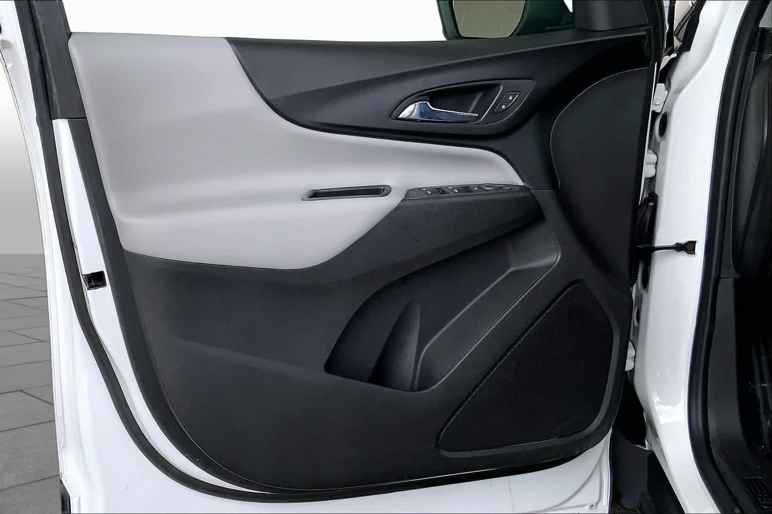 Used 2020 Summit White Chevrolet LT image 22