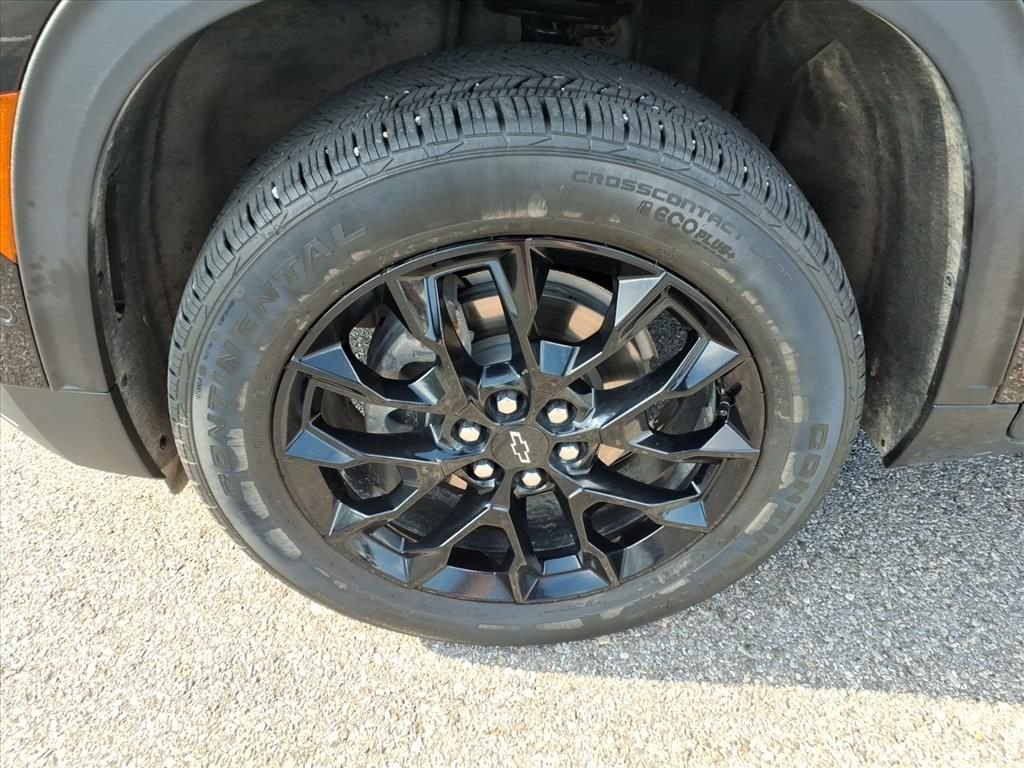 Used 2024 Black Chevrolet LT image 11