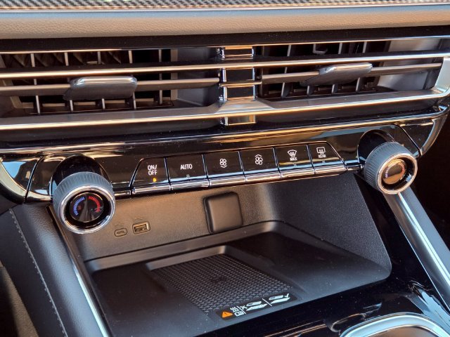 2027 Chevrolet Traverse Z71 - Photo 14