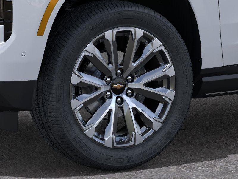 New 2026 Polar White Tricoat Chevrolet High Country image 9