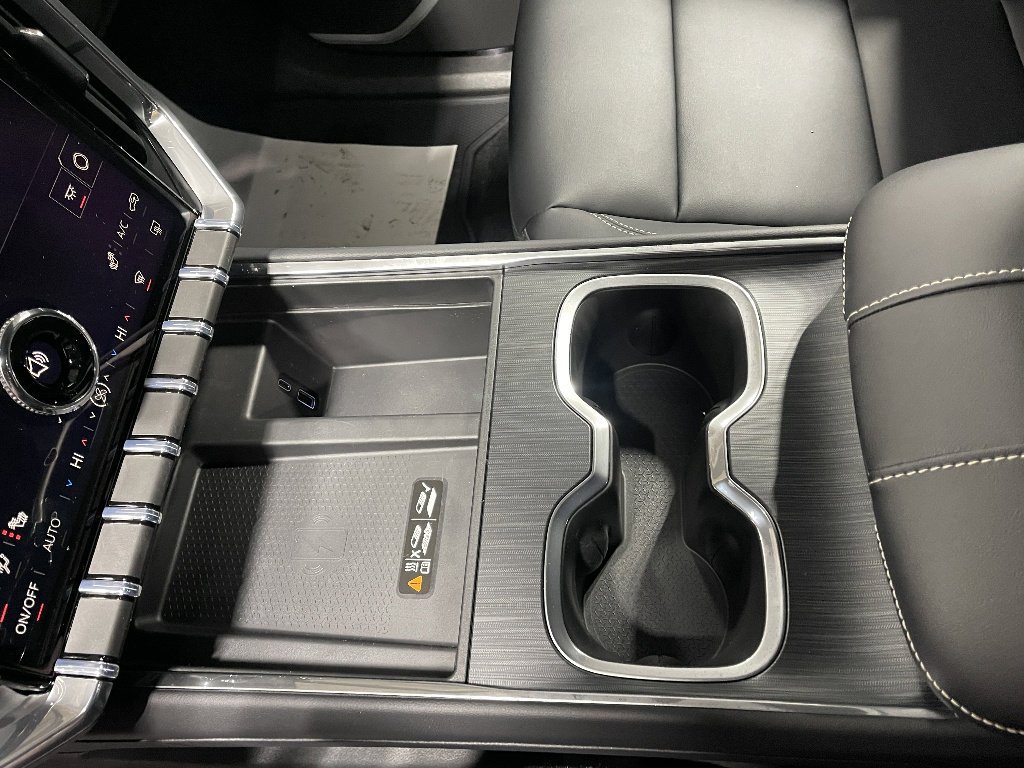 2026 GMC Acadia Elevation - Photo 23
