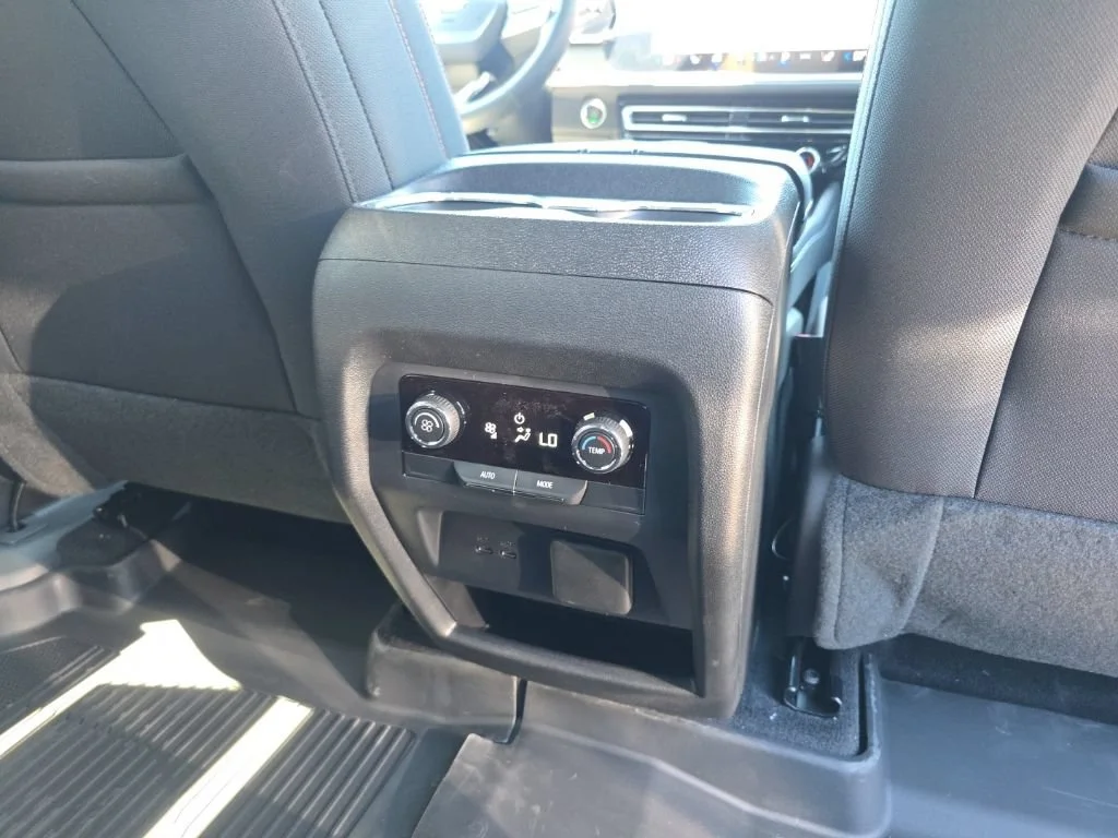 2026 Chevrolet Traverse LT - Photo 26