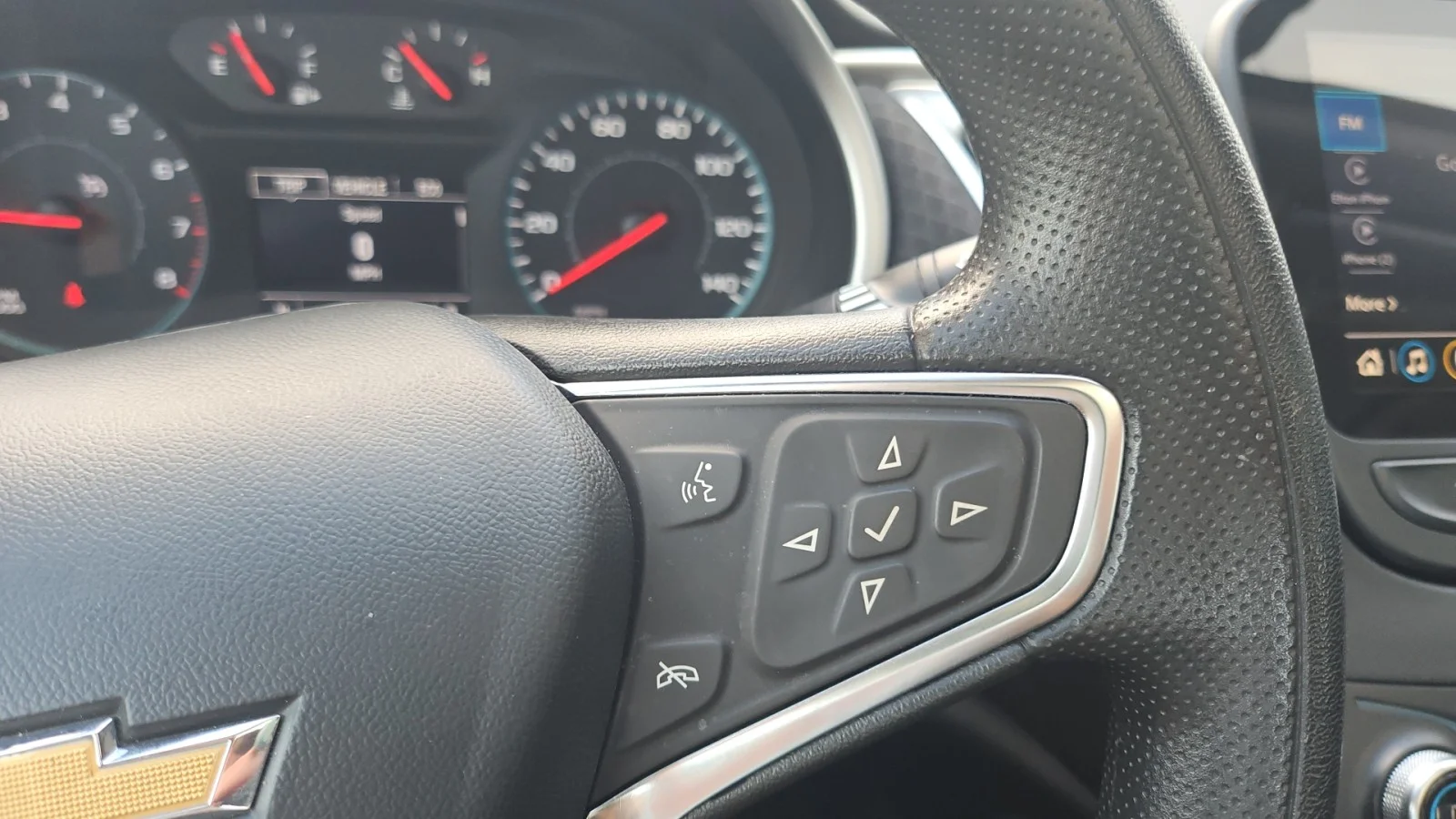 Used 2024 Gray Chevrolet LT image 18