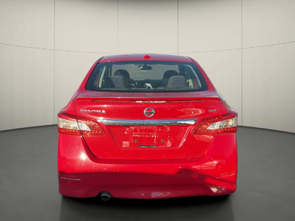 Used 2015 Red Nissan SR image 6