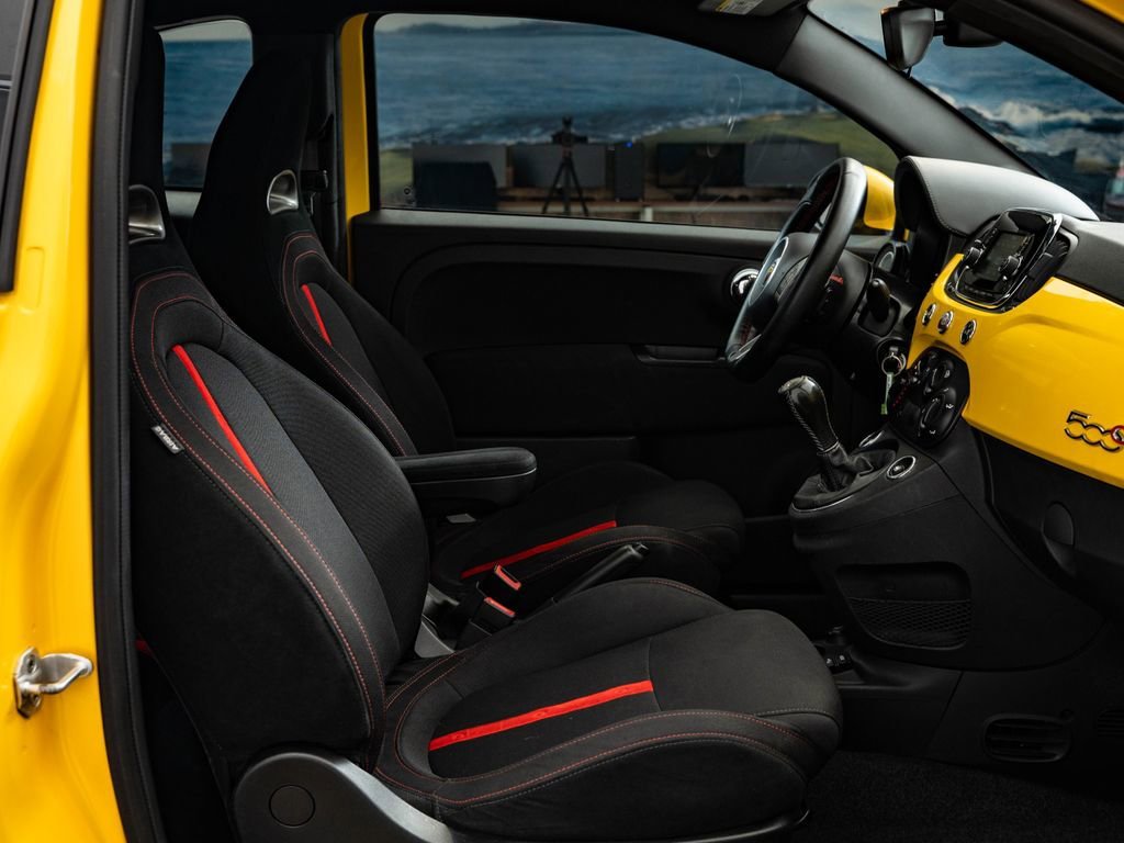 Used 2017 Giallo Moderna Perla (Pearl Yellow Tri-Coat) FIAT Abarth image 23