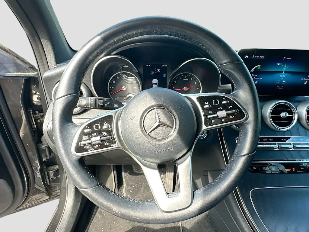 Certified Used 2022  Mercedes-Benz GLC 300 image 11