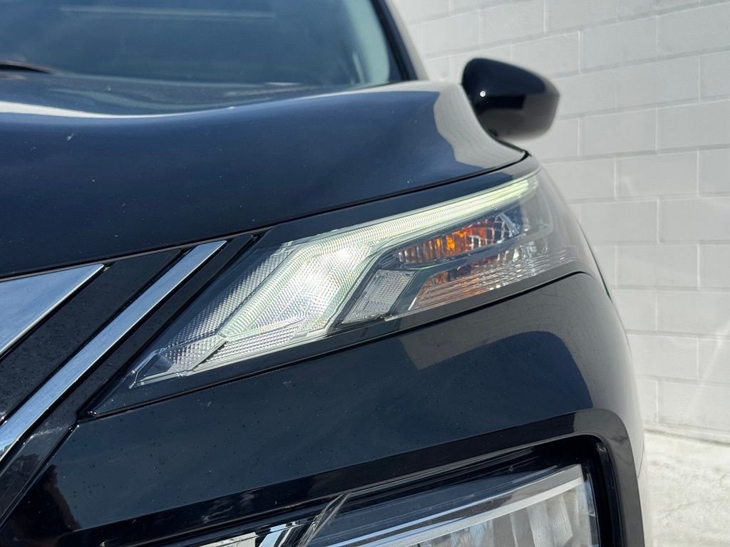 Used 2023 Black Nissan SV image 11