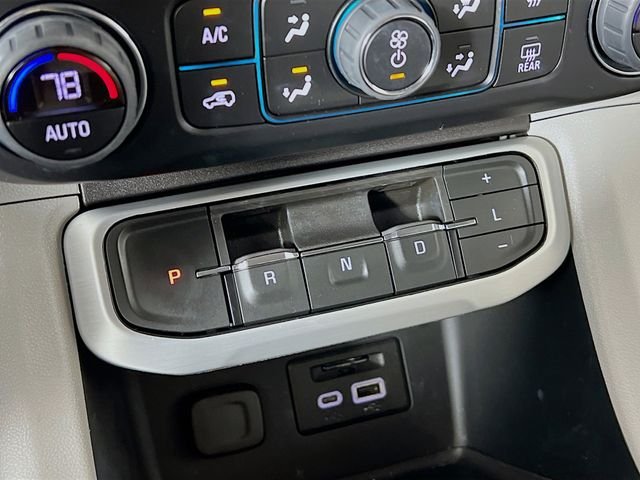 2023 GMC Acadia SLT - Photo 23