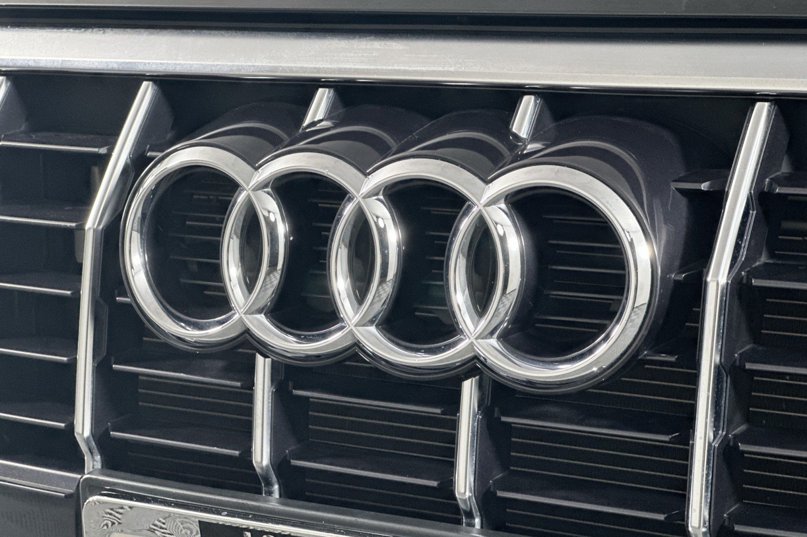 Used 2023 Mythos Black Metallic Audi S line Premium image 15