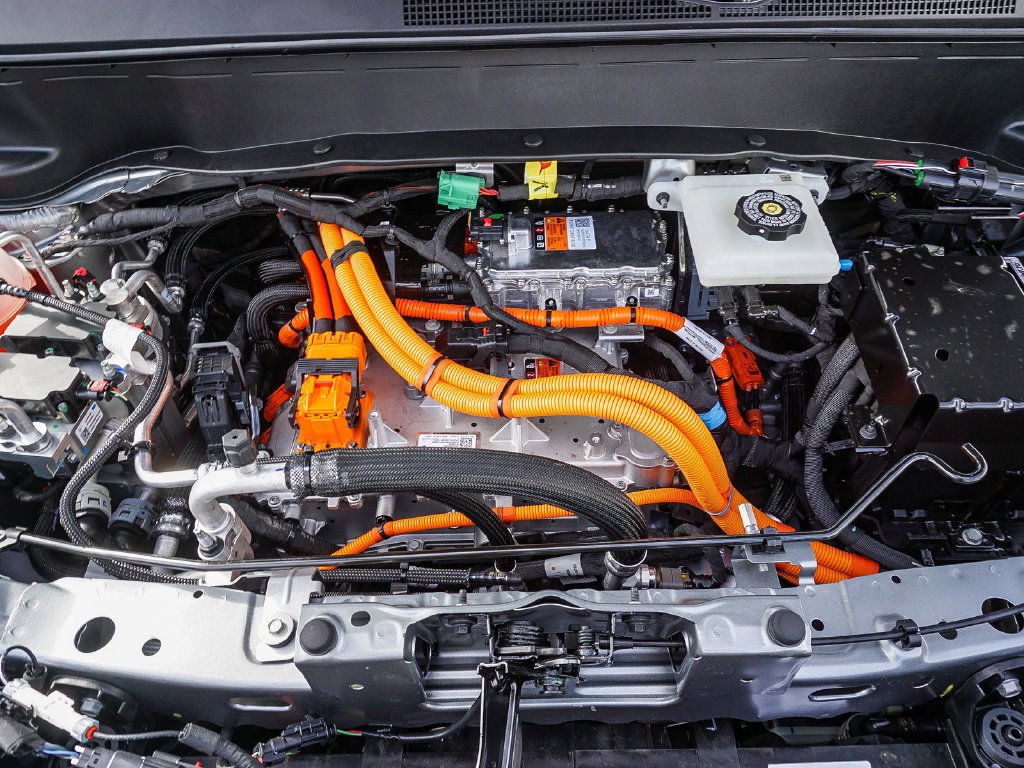 2027 Chevrolet Bolt RS - Photo 25