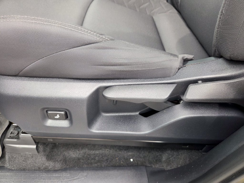 2025 Toyota Tacoma SR5 - Photo 6
