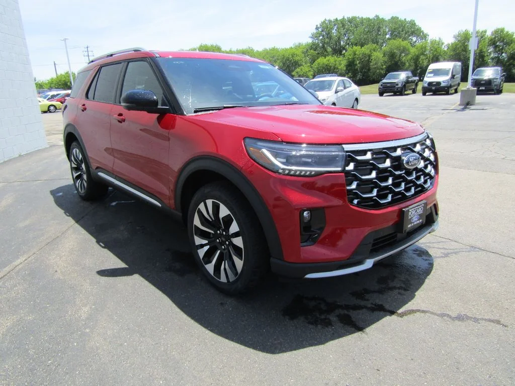 New 2026 Rapid Red Metallic Tinted Clearcoat Ford Platinum™ image 8