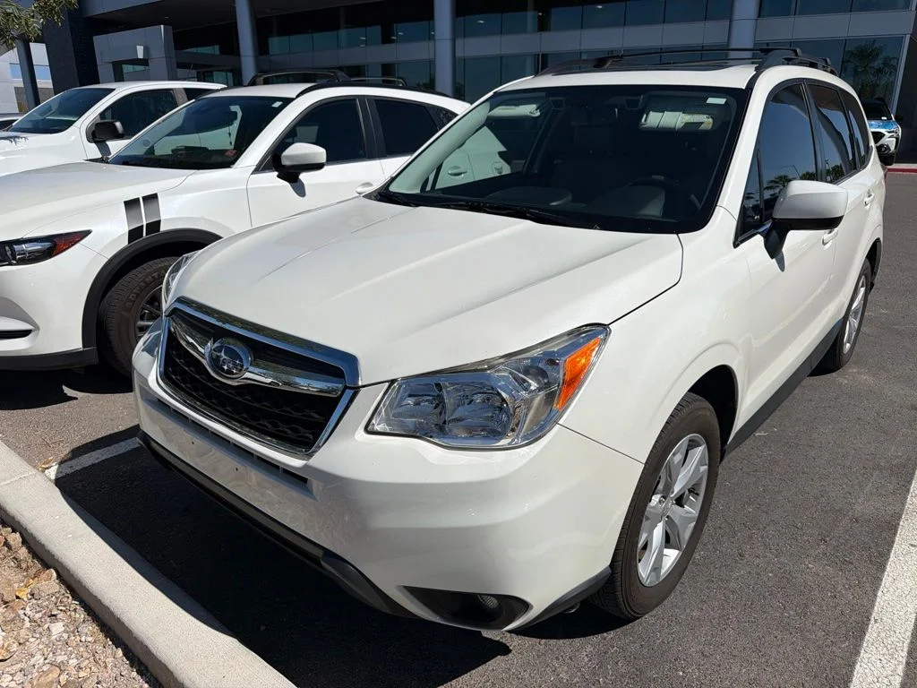 Used 2016 White Subaru 2.5i Limited image 4