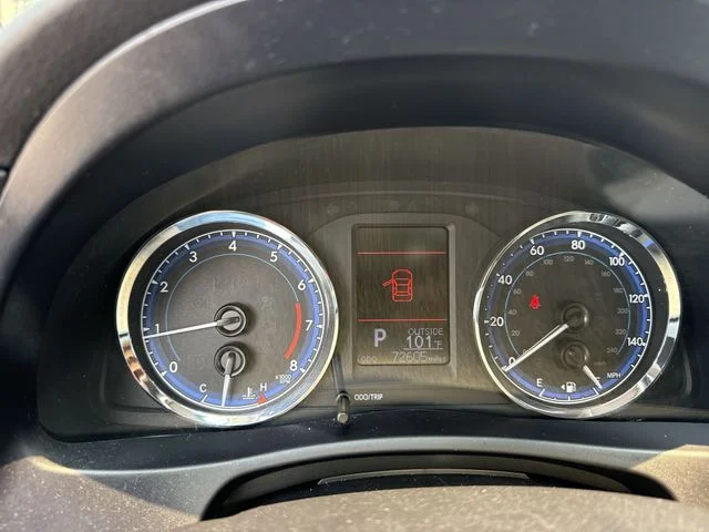 2019 Toyota Corolla LE - Photo 15