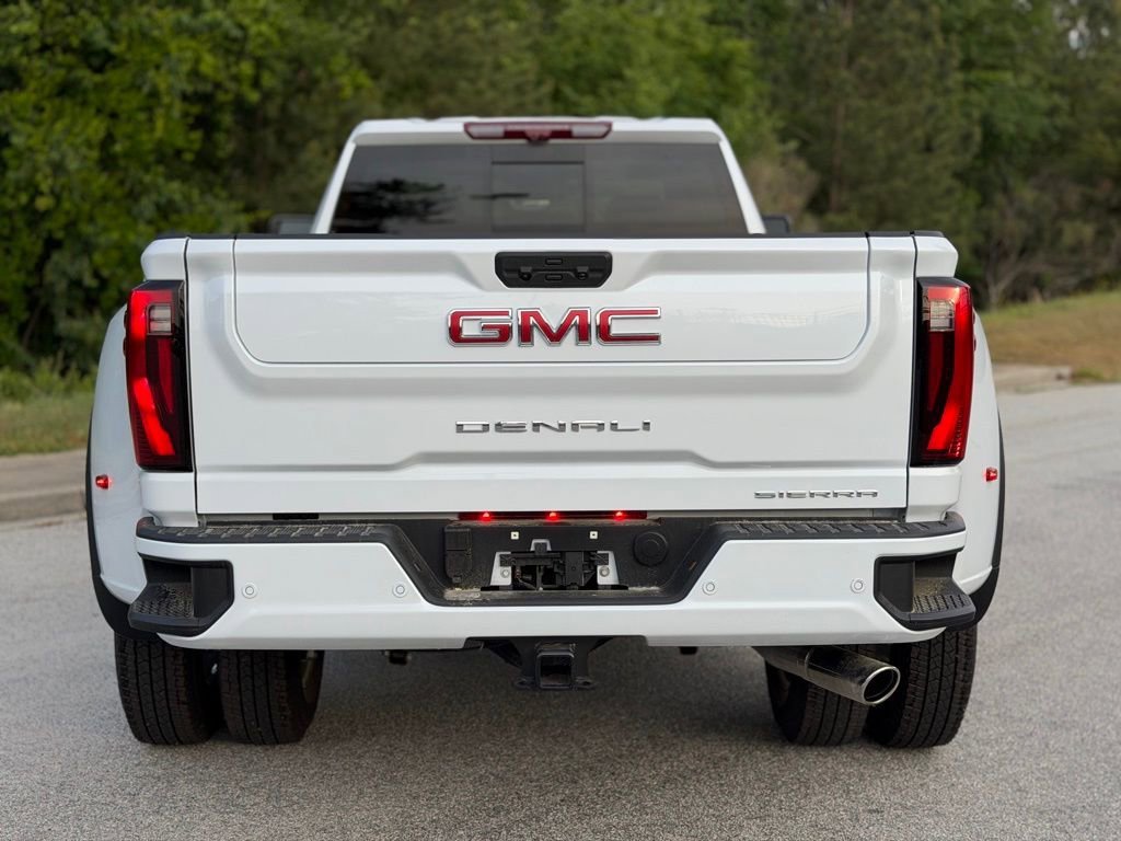 2026 GMC Sierra 3500HD Denali - Photo 6